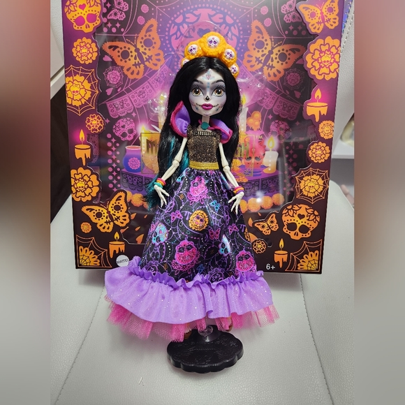 Monster High Skelita Calaveras - Picture 5 of 5